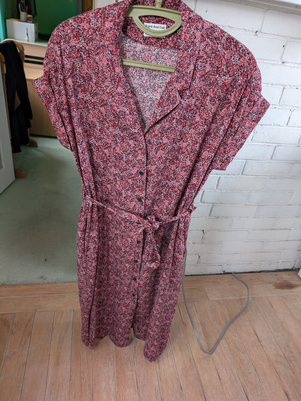 Frank and Oak Burgundy Floral Dress With Buttons, Tie Waist And Pockets (XS)